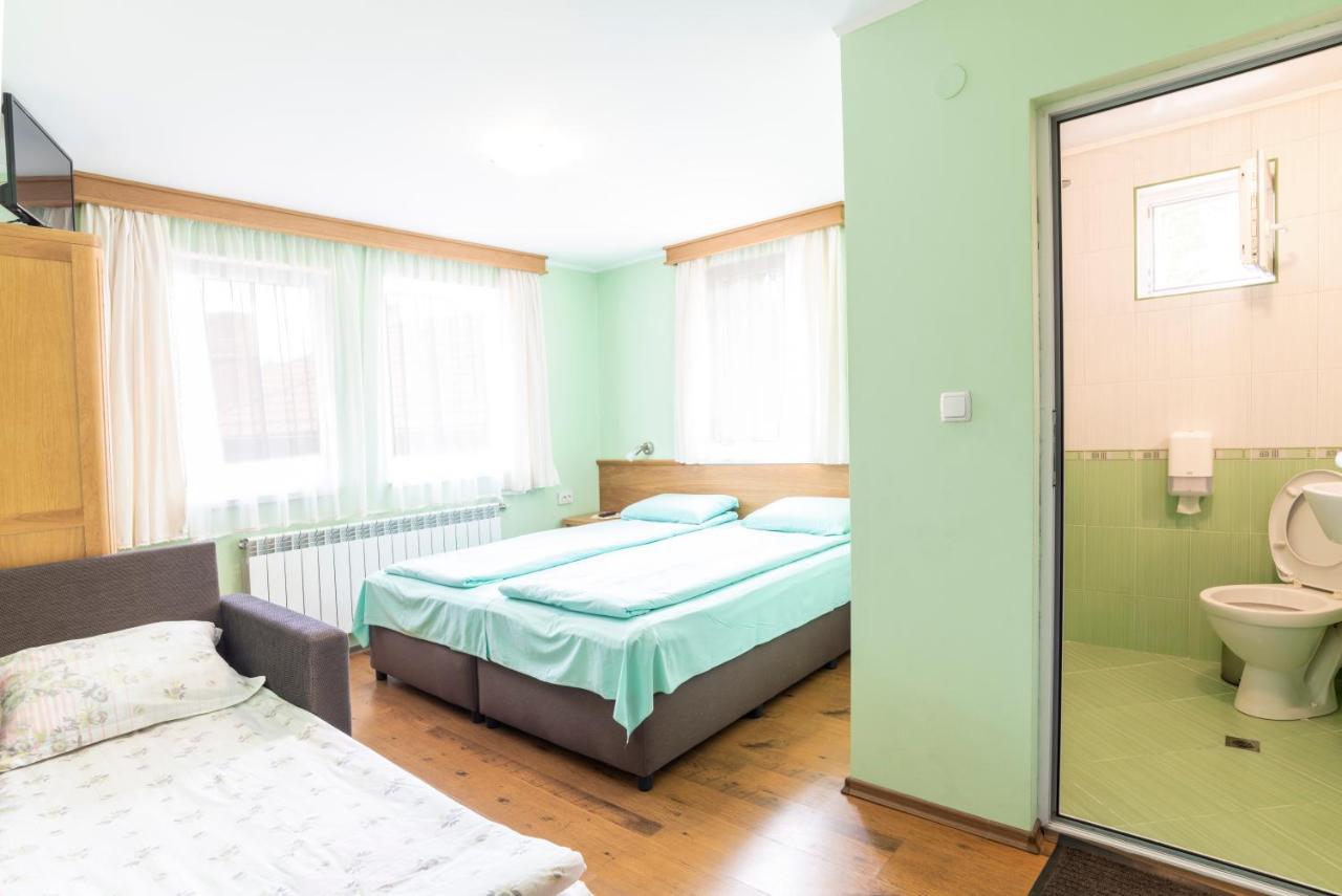 קופריבשטיצה Guest House Roden Dom מראה חיצוני תמונה