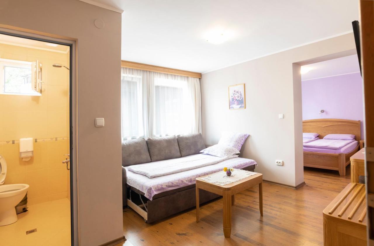 קופריבשטיצה Guest House Roden Dom מראה חיצוני תמונה