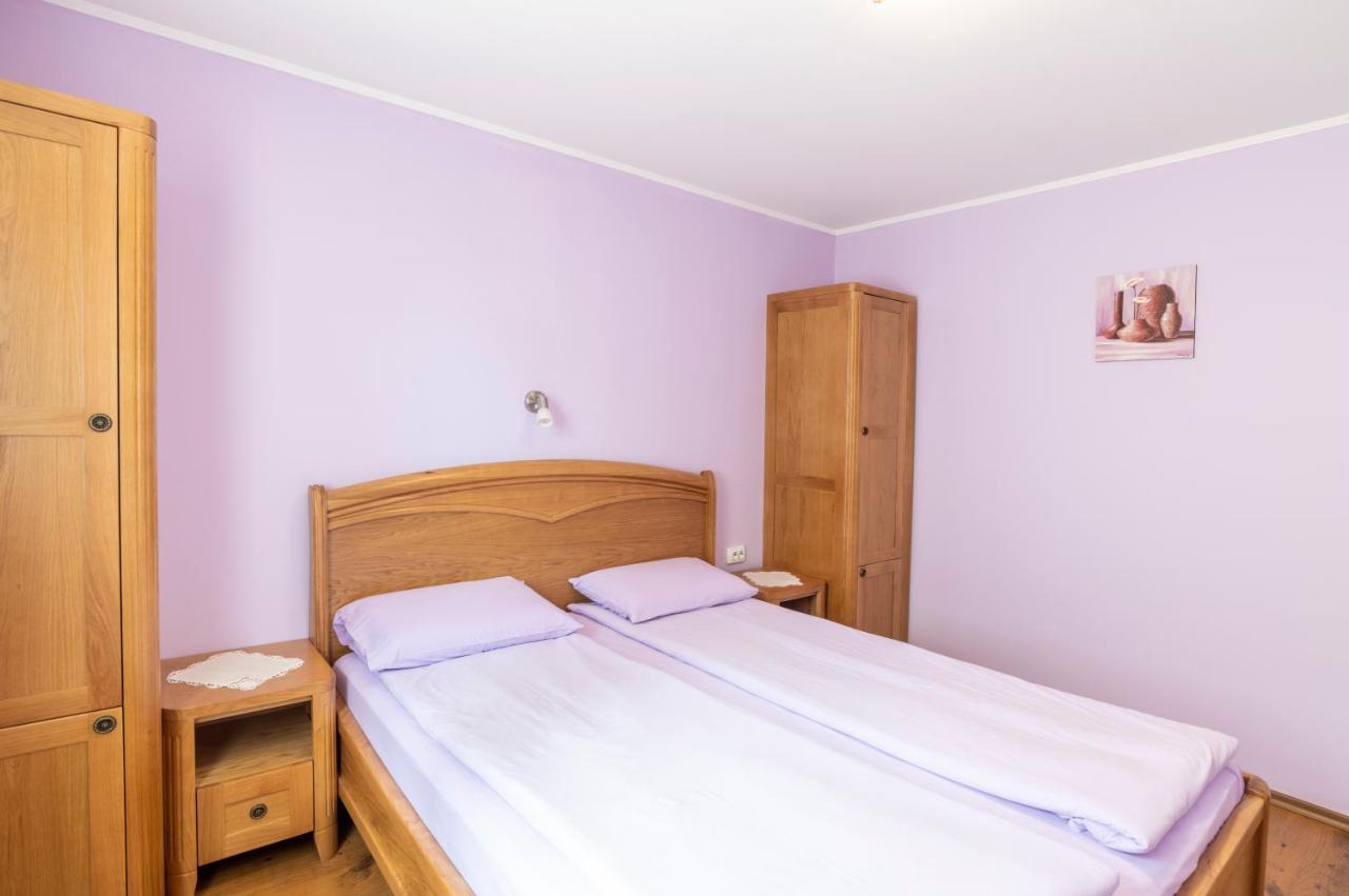 קופריבשטיצה Guest House Roden Dom מראה חיצוני תמונה