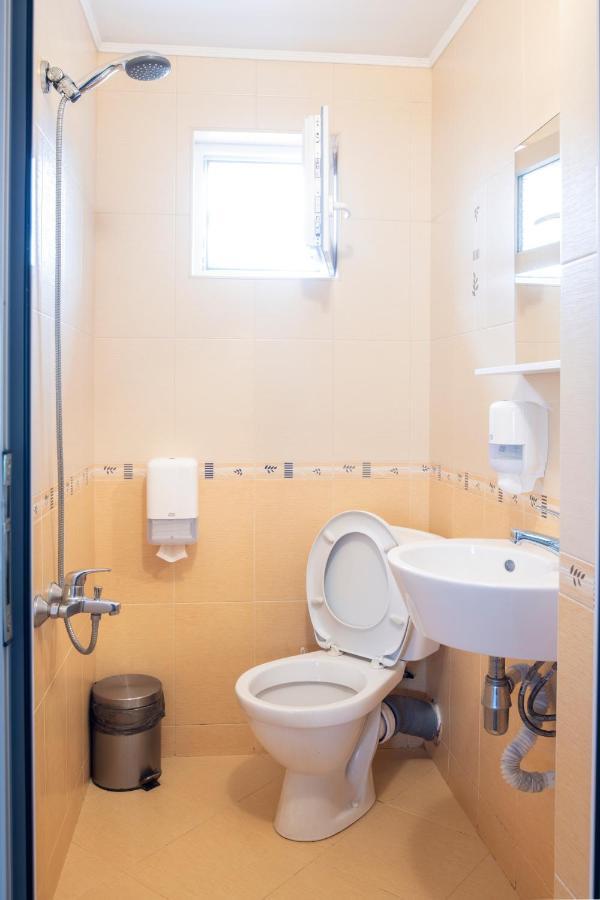 קופריבשטיצה Guest House Roden Dom מראה חיצוני תמונה