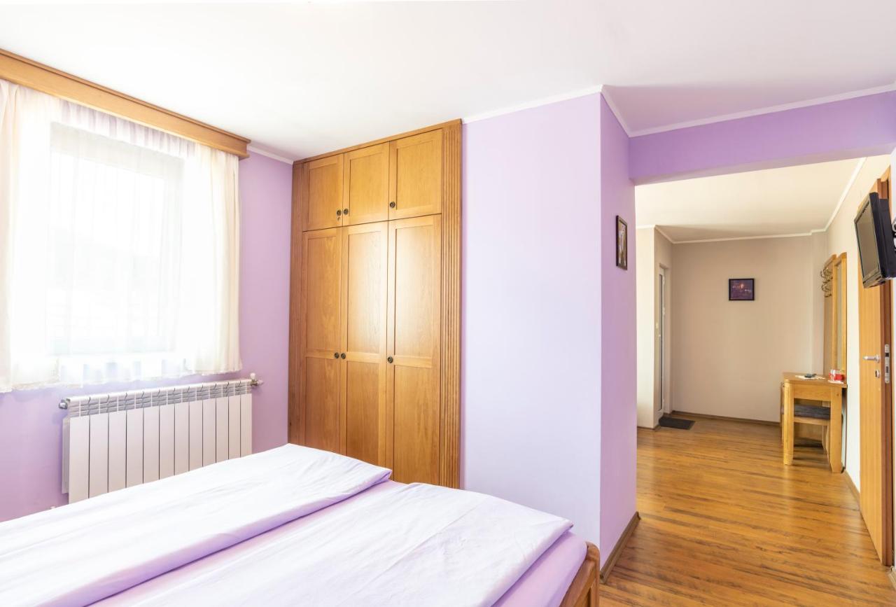 קופריבשטיצה Guest House Roden Dom מראה חיצוני תמונה