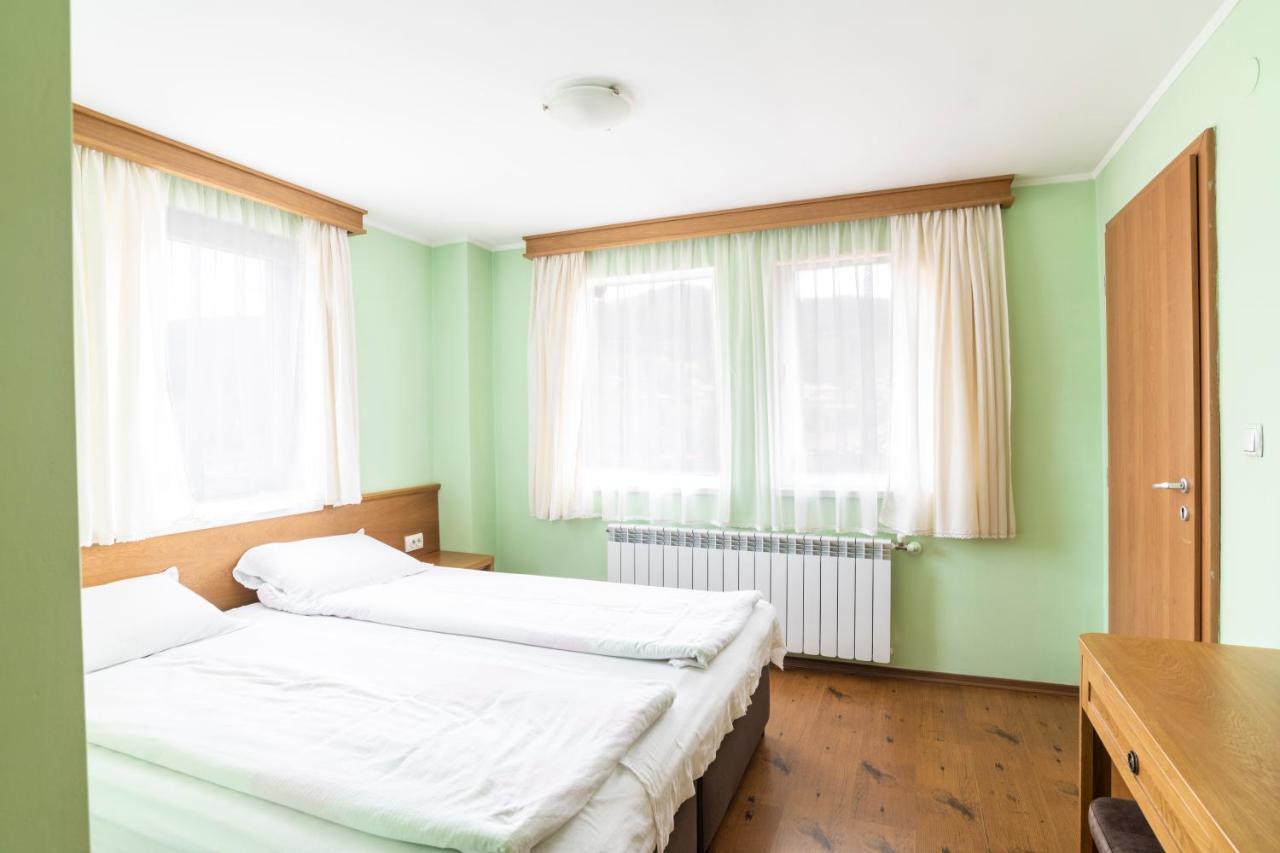 קופריבשטיצה Guest House Roden Dom מראה חיצוני תמונה